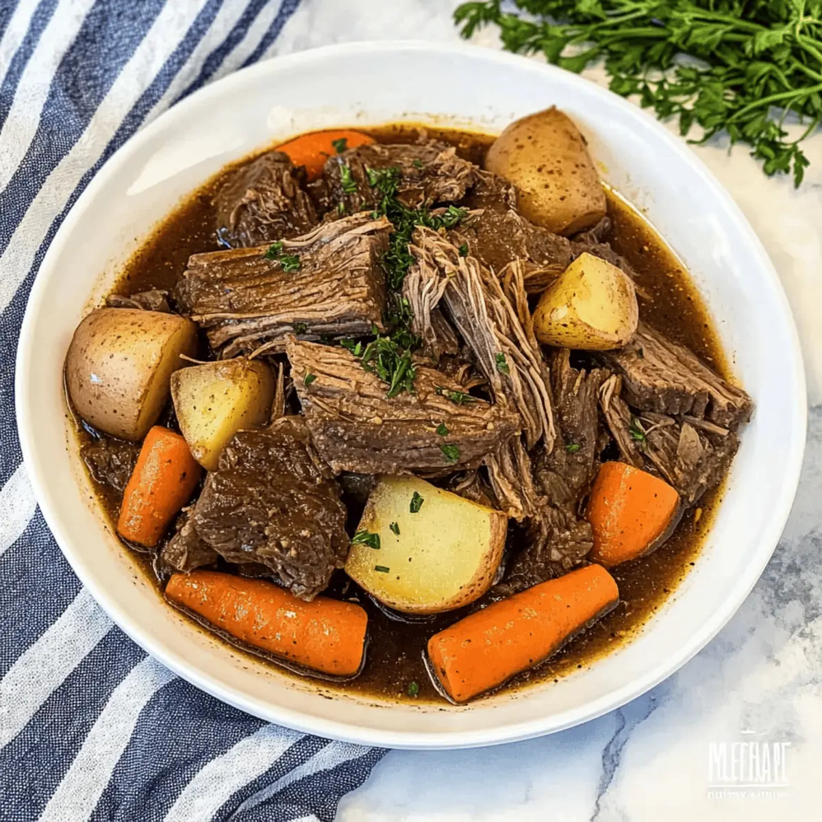 Tender Slow Cooker Pot Roast for Cozy Family Dinners