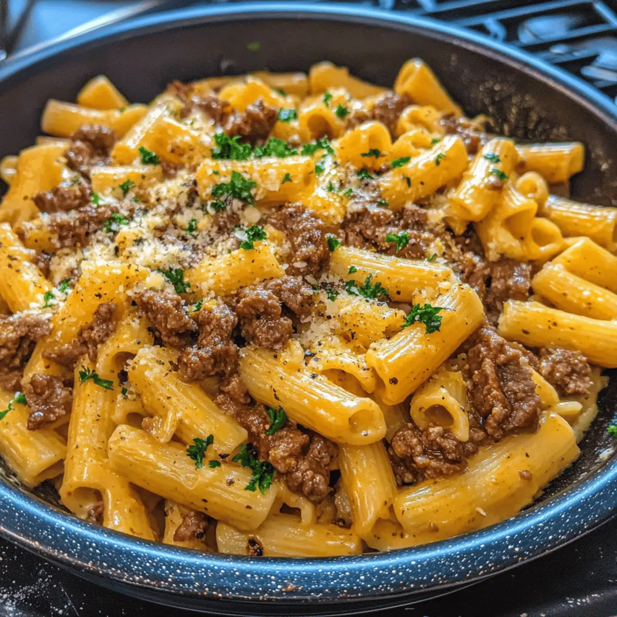 Creamy Garlic Beef Pasta That Will Wow Your Family Tonight