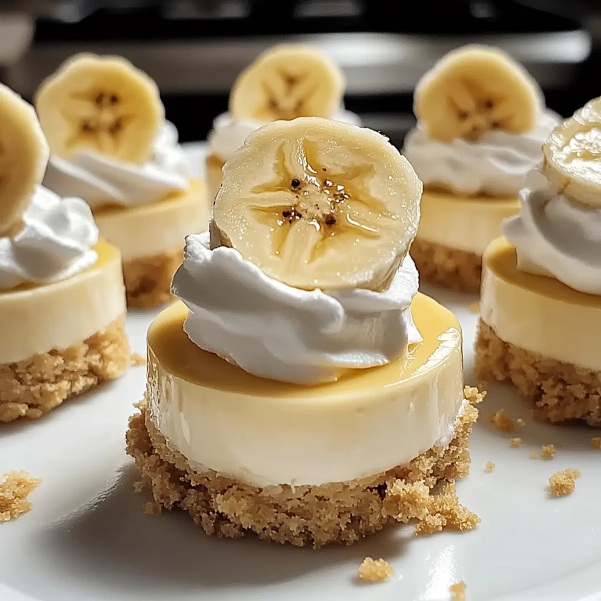 No-Bake Mini Banana Pudding Cheesecakes That Wow Your Tastebuds